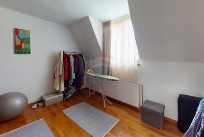Casă / Vilă de Lux cu 5 camere de vânzare - 16