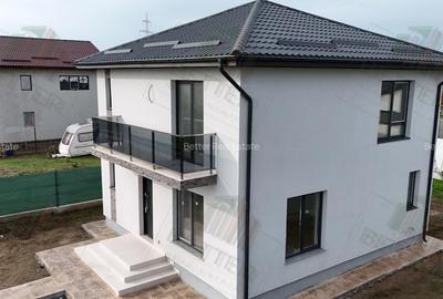 Casă individuală cu 4 camere în Berceni