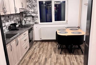 Apartament cu 2 camere semidecomandat, mobilat în Pantelimon
