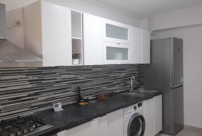 Apartament cu 2 camere decomandat, mobilat în Sălaj