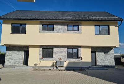 Otopeni-Casa 4 camere, spatioasa.Proiect rezidential central, finalizat. Doar 2! - 25