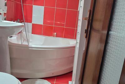 Etaj2, zona Spitalului județean,  micro 6 Târgoviște, vânzare apartament 2camere - 9