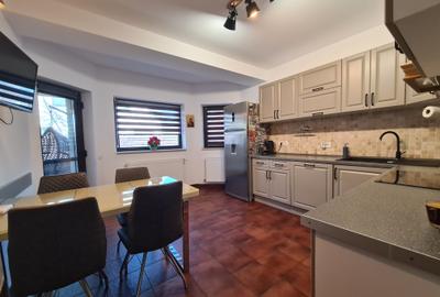 OMNIA-Proprietati alese! Casa ta. Asfalt,canalizare. Spatioasa, surprinzatoare! - 17