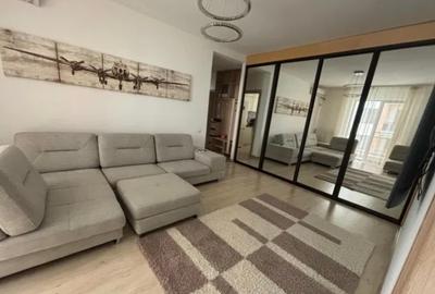 Apartament cu 3 camere semidecomandat, mobilat în Grozăvești