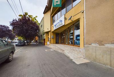 Clădire comercială în zonă centrală - 6