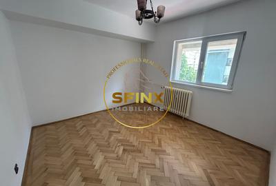 Apartament cu 4 camere decomandat în 1 Mai