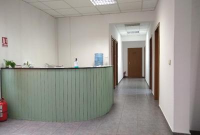 Cladire birouri, ideala pentru clinica medicala - 2