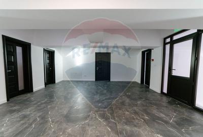 Spațiu comercial ULTRACENTRAL - 2,300mp de închiriat - 15