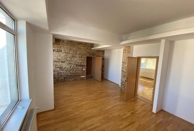 Bd. Unirii, apartament spatios - 1