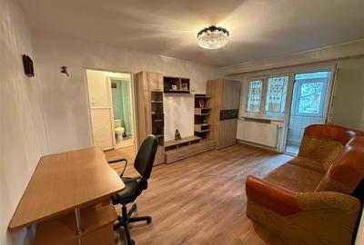 Apartament 2 camere, 45mp, zona Sud - mobilat - utilat - etaj 3 - 3