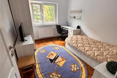 4 camere l Str.Sesului l Balcon l Etaj intermediar - 3