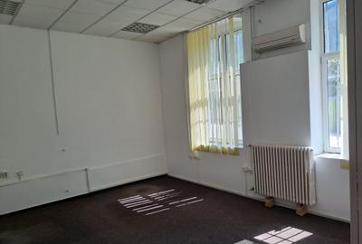 Calea Victoriei - Centrul Vechi-CEC, P+1, singur curte, curte generoasa(1400 mp) - 8