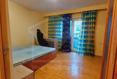 Apartament cu 3 camere decomandat, mobilat în Mărăști