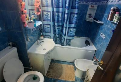 Apartament cu 2 camere decomandat 3/8, zona Nicolina - 7