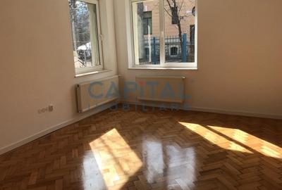 0% Comision! Apartament cu 3 camere de inchiriat, zona Central - 5