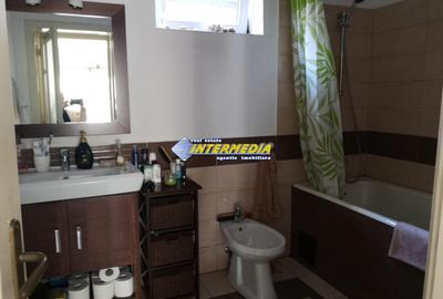 Casa de vanzare renovata complet  in Alba Iulia zona Centru 1200 mp Teren - 7