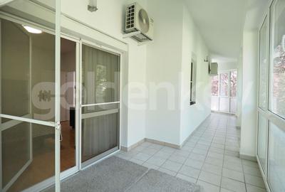 Vila moderna si spatioasa in complex rezidential - 14