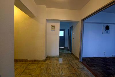 Ultracentral Tomis Mall 3 camere decomandat etaj 3/7 - 26