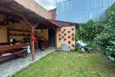 CASA CENTRALA | CURTE INDIVIDUALA | ORADEA - 15