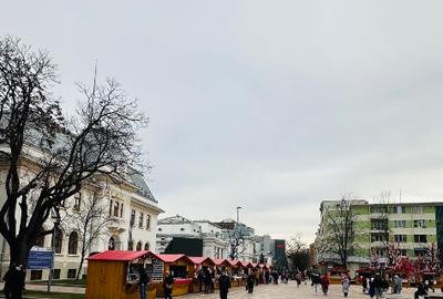 Spațiu pietonal ultracentral, 2 laturi, lângă Primărie și Filarmonică - 9