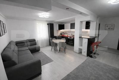Apartament cu 3 camere semidecomandat, mobilat în Baciu