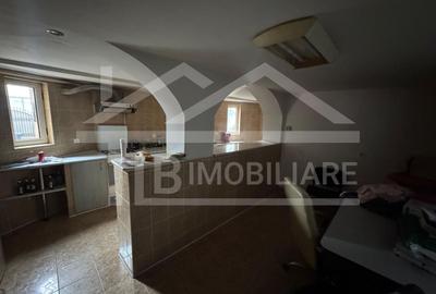 Vila cu 6 camere, 420mp,  teren 720mp, parcari, Zona Shopping City - 14