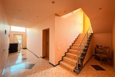 Vilă Spațioasă cu 5 Camere - 360.000 euro- Zona Girocului - 16