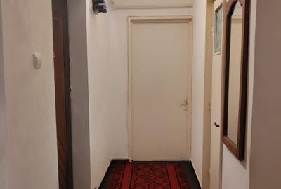 Apartament decomandat cu 2 camere, etaj1/3, Vaslui, Vis-a-vis de Primarie - 8