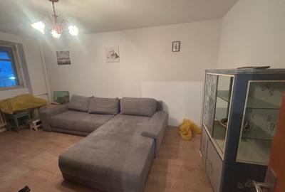 DOROBANTI - str Amman etaj 1 - 17