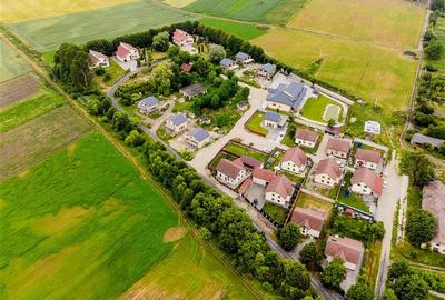 Eleganta casa, cartier select, intabulata Halchiu, Brasov - 1