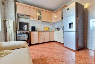 Bulevardul Decebal stradal, vedere la bulevard - 6