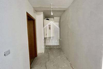 Spatiu comercial cu 8 camere, 5 bai, terasa - zona Centrala - 45