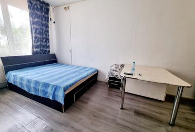 Garsoniera spatioasa, 33 mp, et 2,mobilata, mutare imediata, statie STB - 1