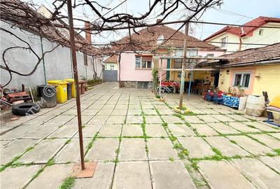 Casă individuală cu 5 camere în Turnișor