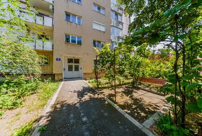 Apartament 2 camere, zona 300, decomandat, etaj 1 - 13