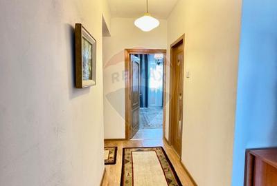 Apartament cu 4 camere de vânzare în zona Ultracentral - 11