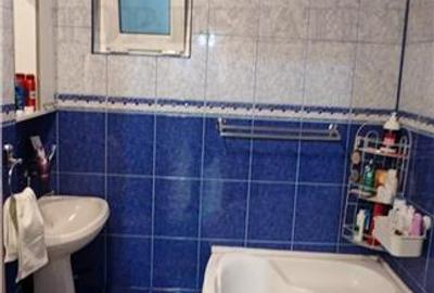 Apartament de 4 camere, cu centrala proprie, foarte spatios, in Militari, la 2 m - 30