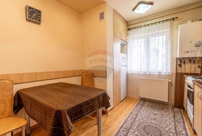 Apartament de vanzare, 4 camere, zona Zorilor - 2