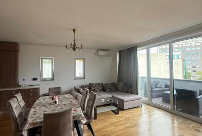 Apartament de închiriat, 3 camere, 72 mp, Central zona Piața Mihai Viteazul - 2