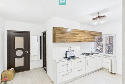 Apartament cu 3 camere în Valenta