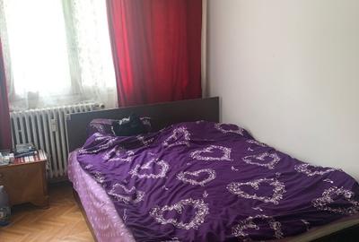 De vânzare apartament 3 camere zona Costin Georgian - 6