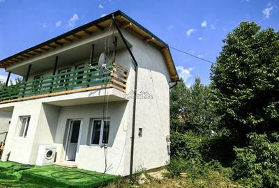 Casă individuală cu 2 camere în Breaza