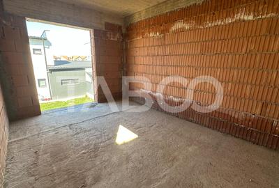 Casa de tip duplex 4 camere  120 mpu zona Selimbar Sibiu - 2