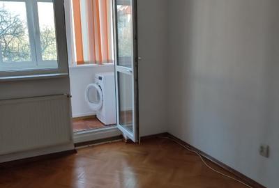 De închiriat ap 2 camere – Vis-a-vis de intrarea in Parcul Crâng - 2