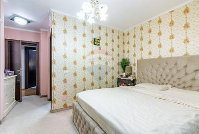 Apartament de vanzare, 3 camere la Piata Unirii, 2x parcare, metrou - 12