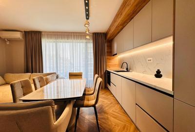 Apartament cu 3 camere semidecomandat, mobilat în Străulești