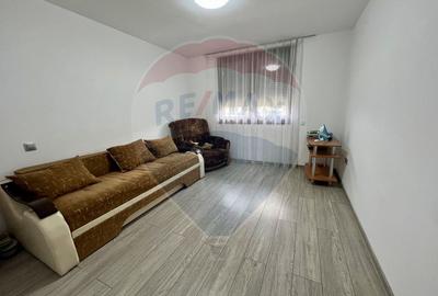 Casă  de vanzare - 13
