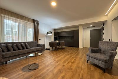 Apartament cu 3 camere decomandat, mobilat în Iancu Nicolae