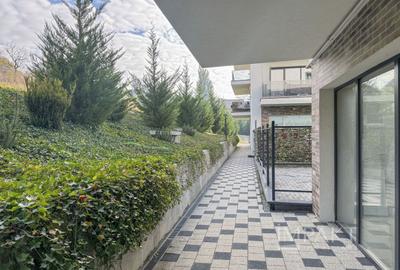 Spațiu comercial, 63 mp în Borhanci