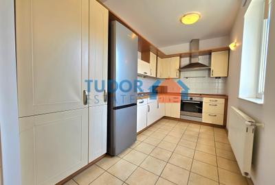 Elegant 2-Bedroom Duplex Apartment with Panoramic Park Views - 6
